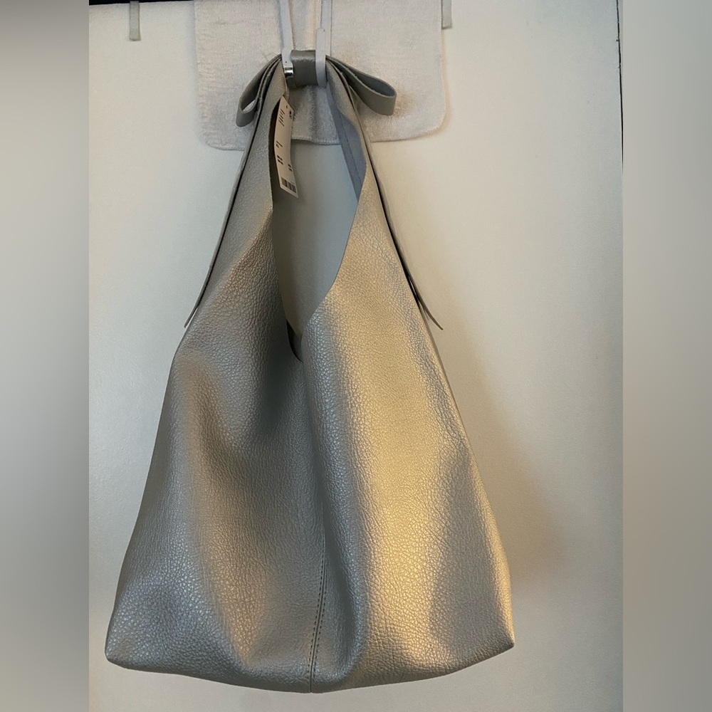 NWT UO KIMCHI BLUE BOSTON BOW Shoulder BAG Silver Metallic